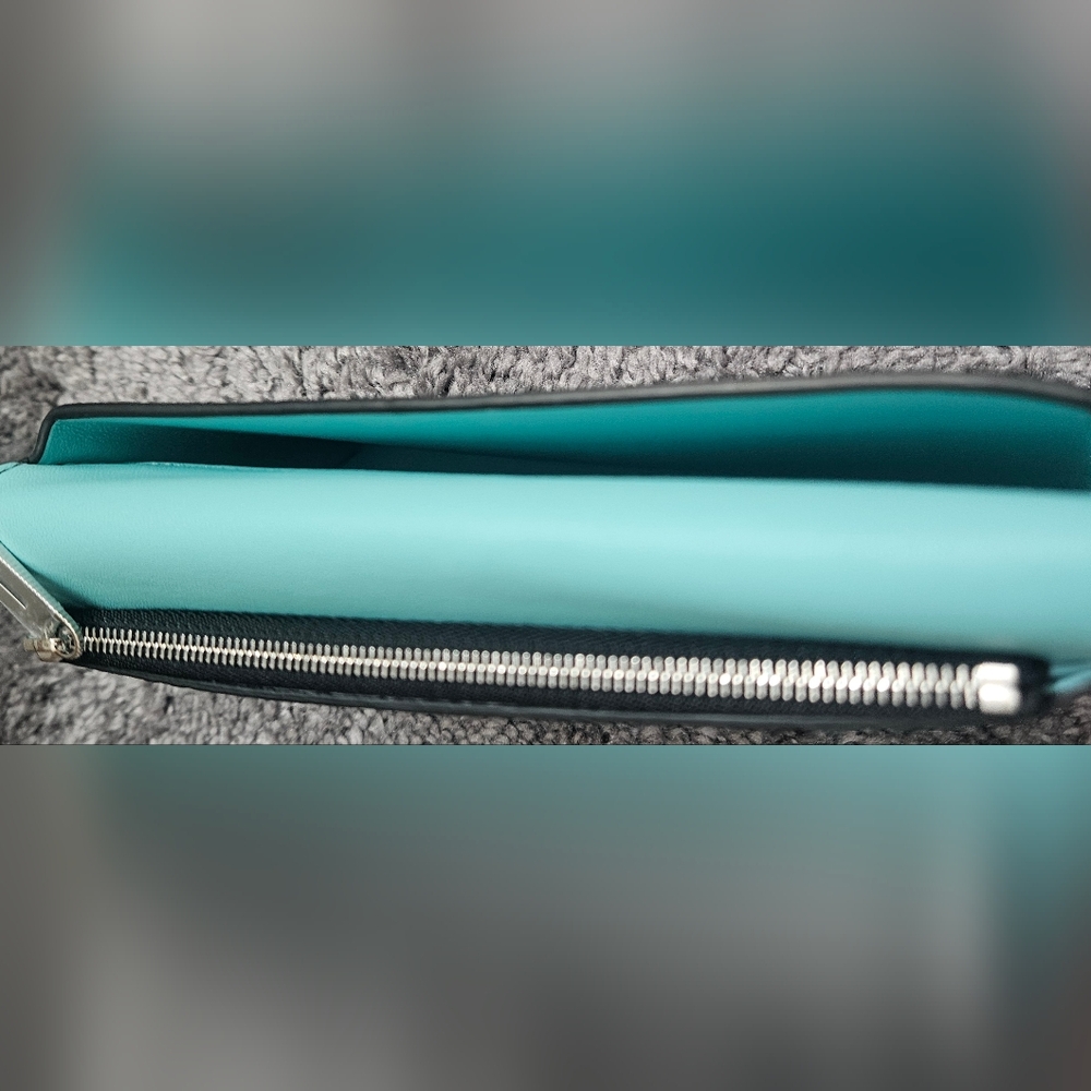 Tiffany Wallet - Picture 4 of 10